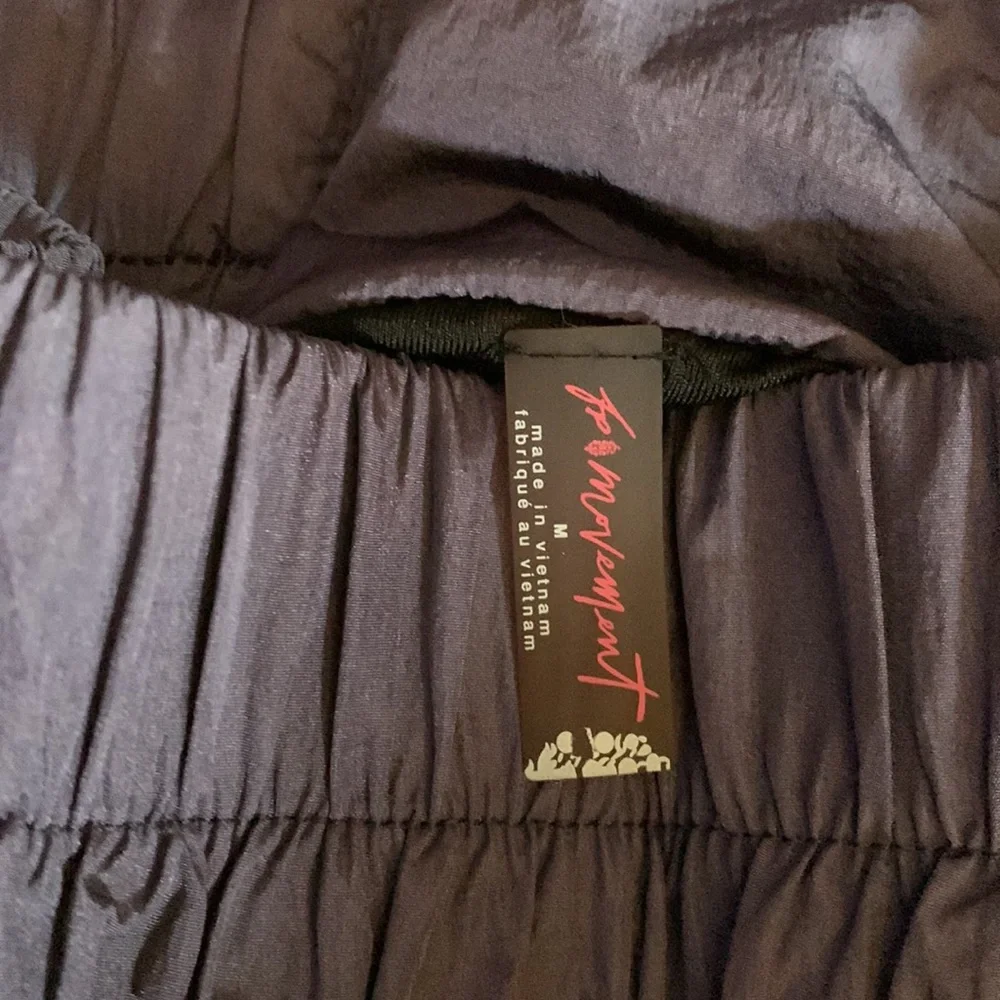 Free People Movement Shorts sz M - Picture 4 of 6